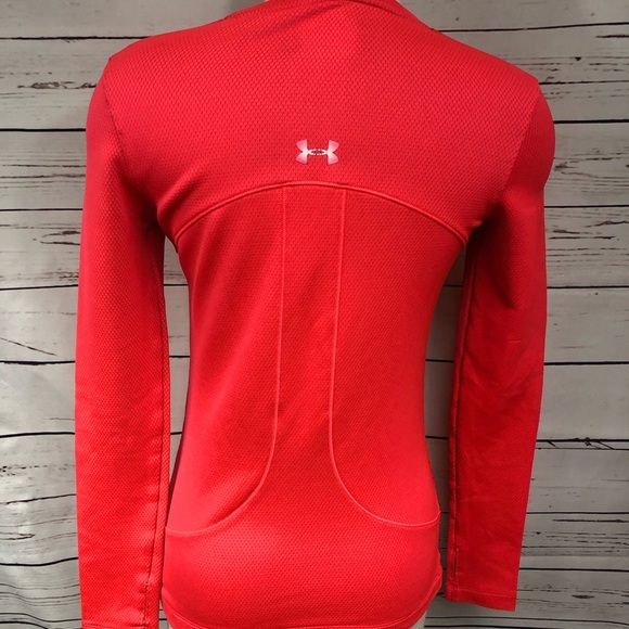 Under Armour Coral Cold Gear Top - Picture 7 of 8